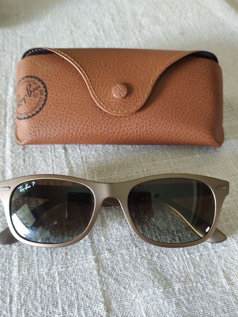 Ray-Ban Matte Brown Frame Polarized Sunglasses with Brown Case - Picture 2 of 9